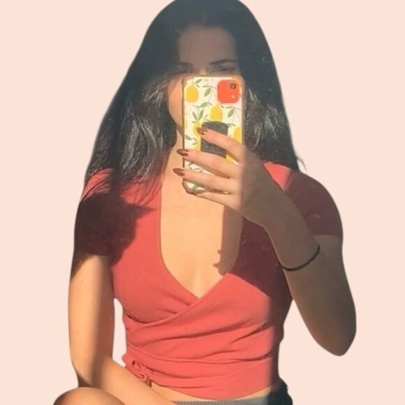 Aritzia ALL TIED UP SWEATER - Picture 2 of 3